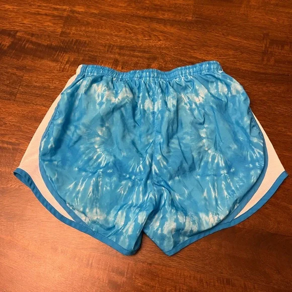 Nike dri fit running shorts - Picture 3 of 3